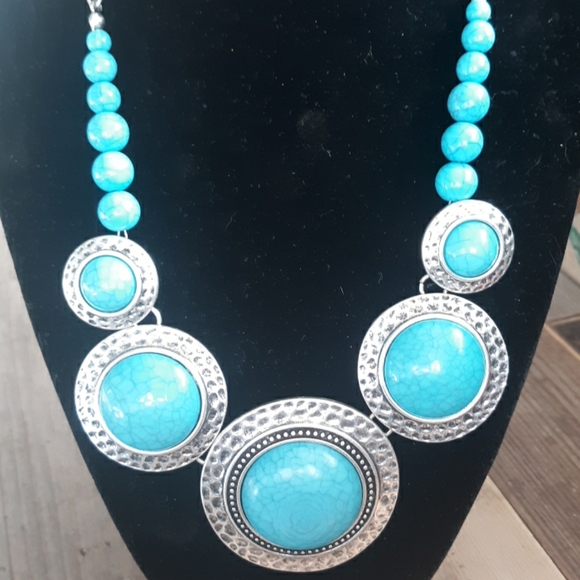 Joan rivers necklace - Picture 4 of 4